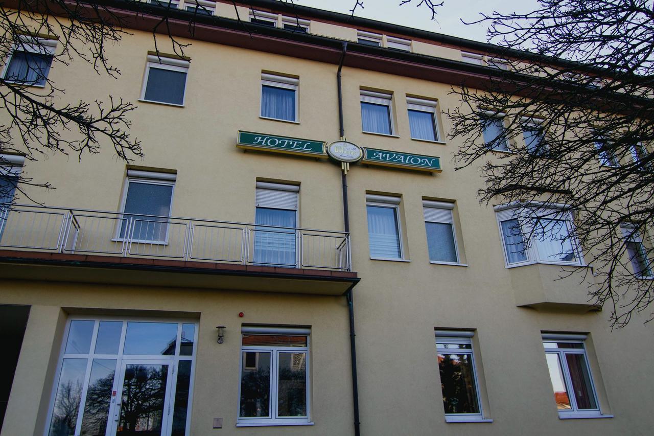 Hotel Avalon Landstuhl Exterior foto